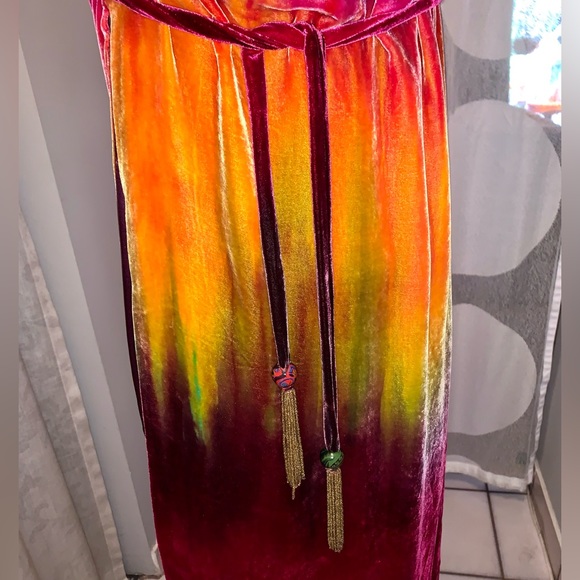 Original one of a kind Velvet Tabard dress with skirt underneath - Picture 8 of 12